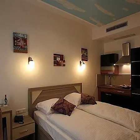 Hotel Kavun 3*
