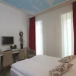 Kavun 3*
