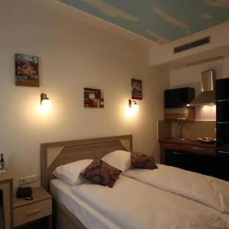 Kavun 3* Münih