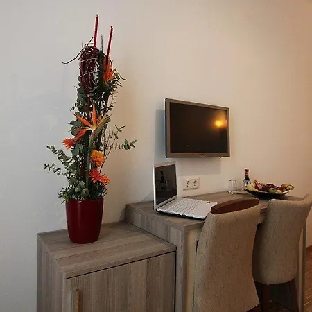 Otel Kavun 3*